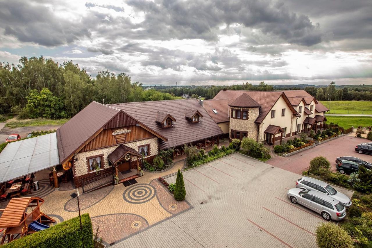 Zajazd Chata Staropolska Mszana Kültér fotó